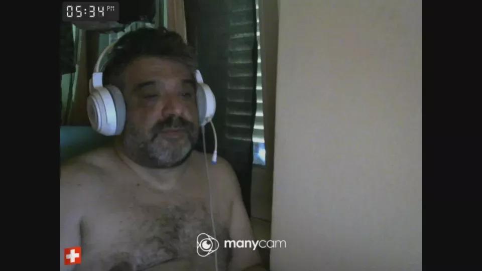 benenzo on Cam4 