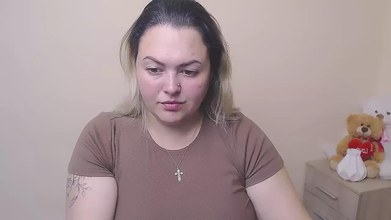 Big_swet_candy on Cam4 