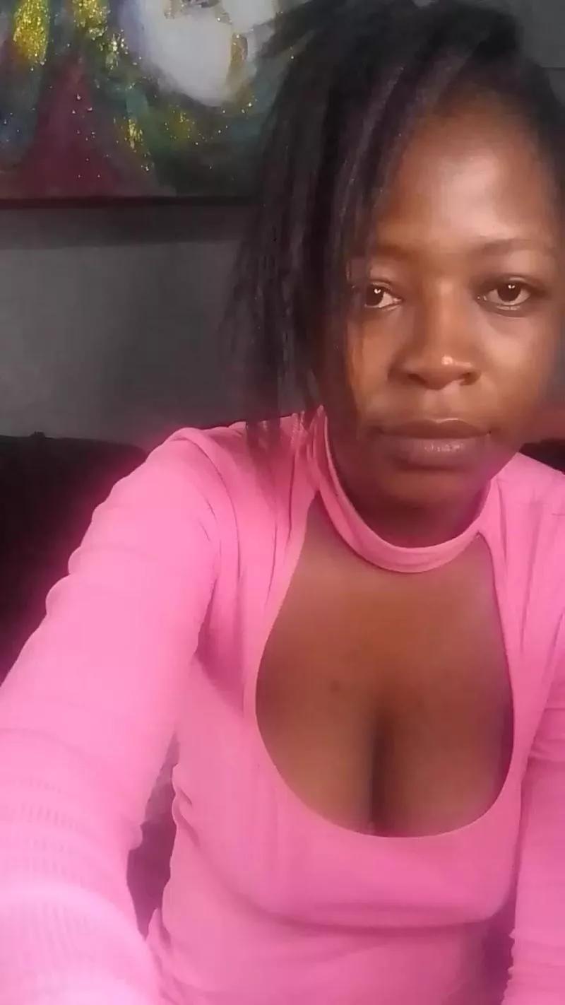 biggybooty on Cam4 