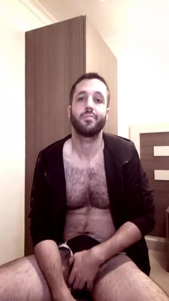 Offline Bisius92 on Cam4