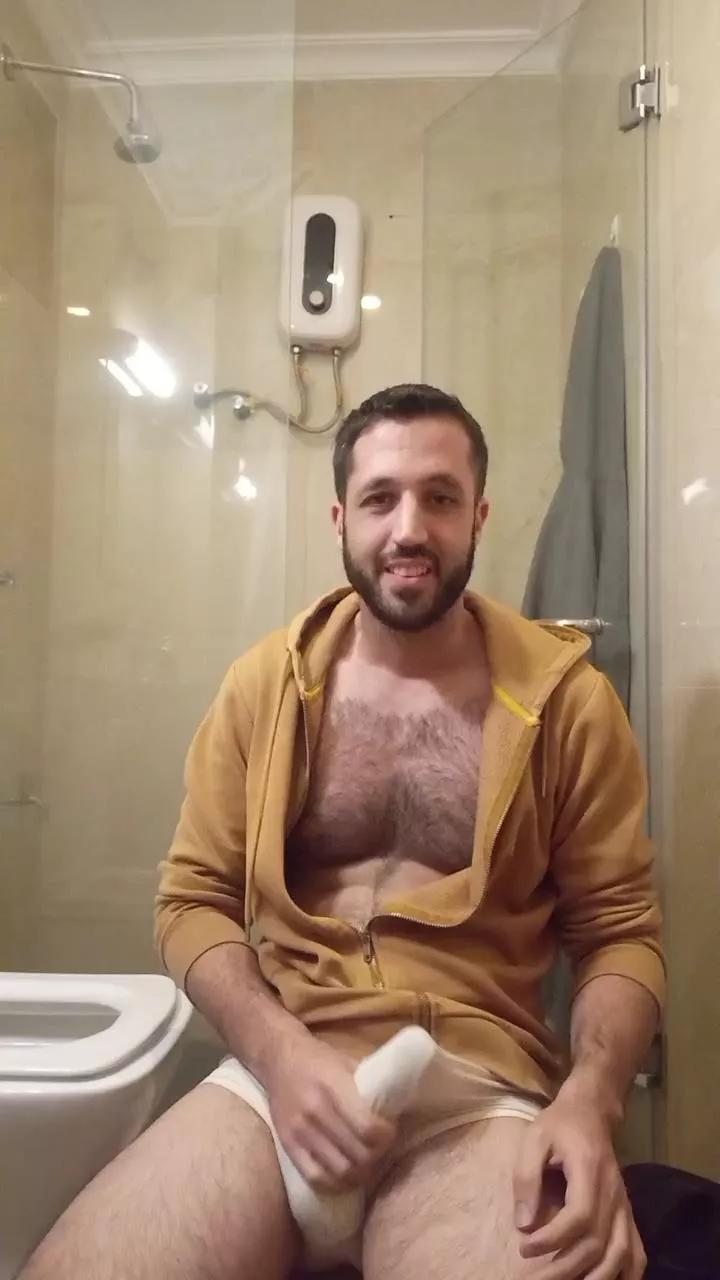 Offline Bisius92 on Cam4