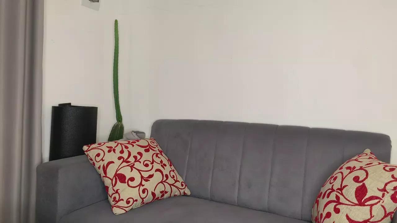blueyedmonster on Cam4 