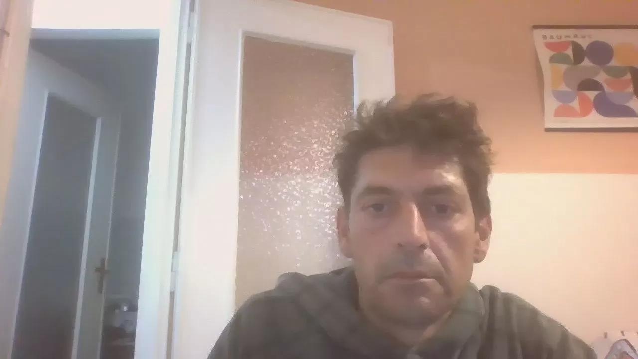 Bombasexiii85 on Cam4 