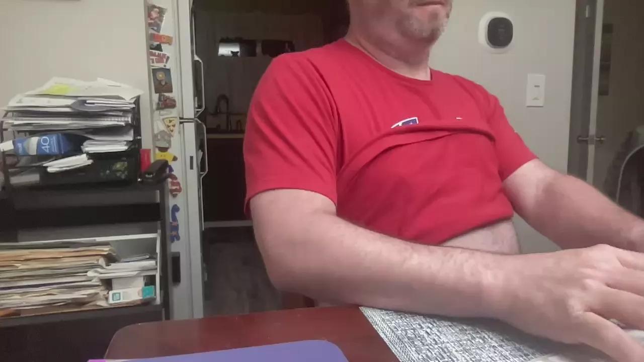 Offline BoredMale34 on Cam4