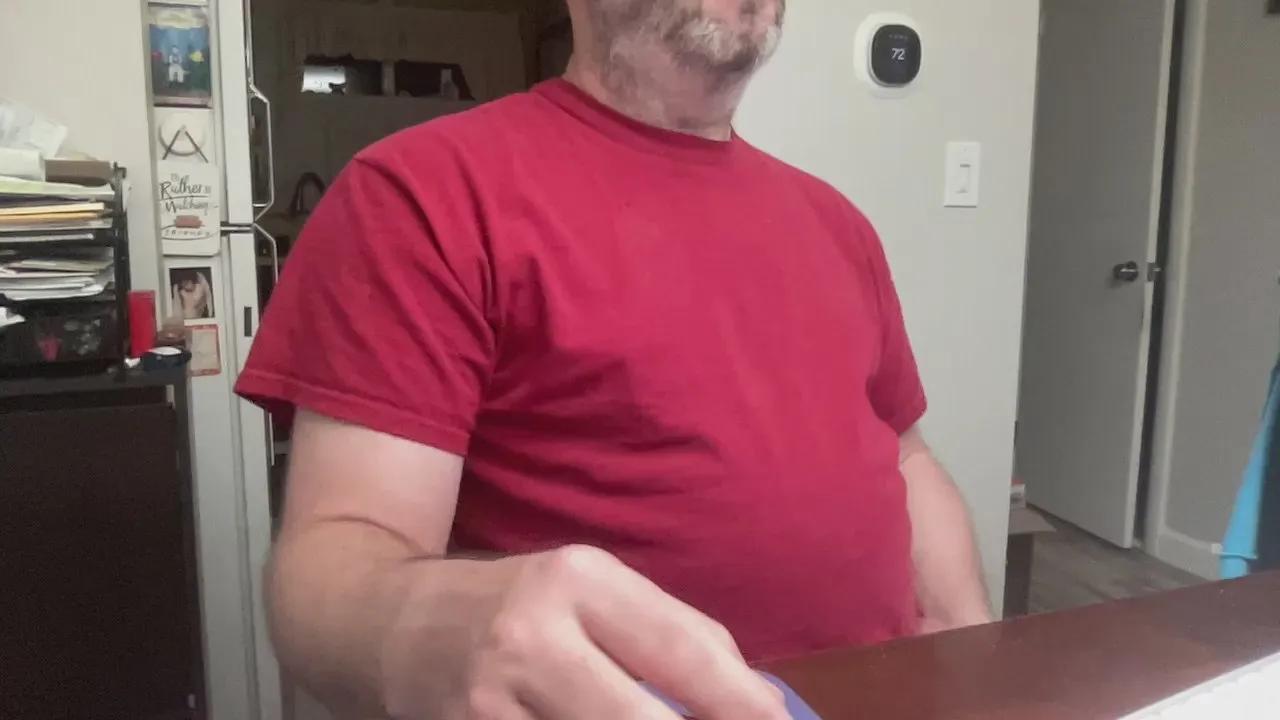 Offline BoredMale34 on Cam4