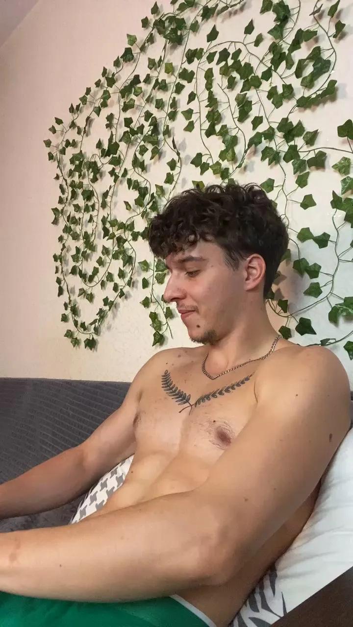 bravo_maestro on Cam4