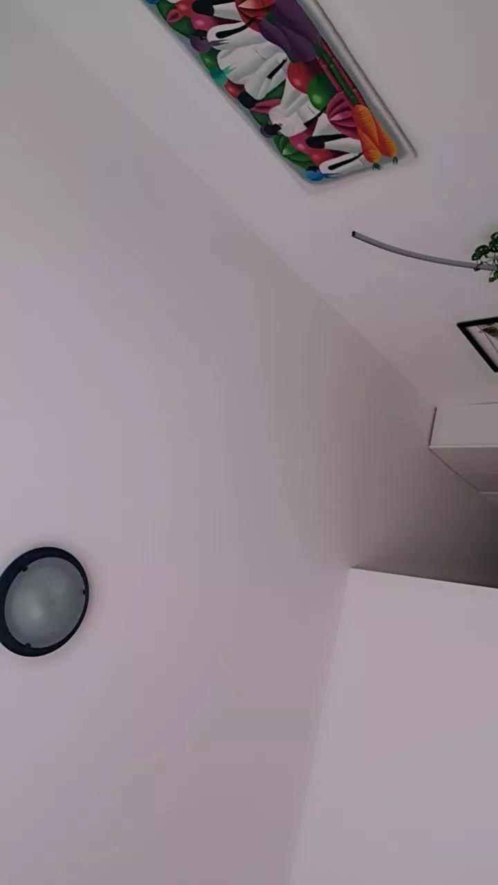 bubblybuum_ on Cam4 