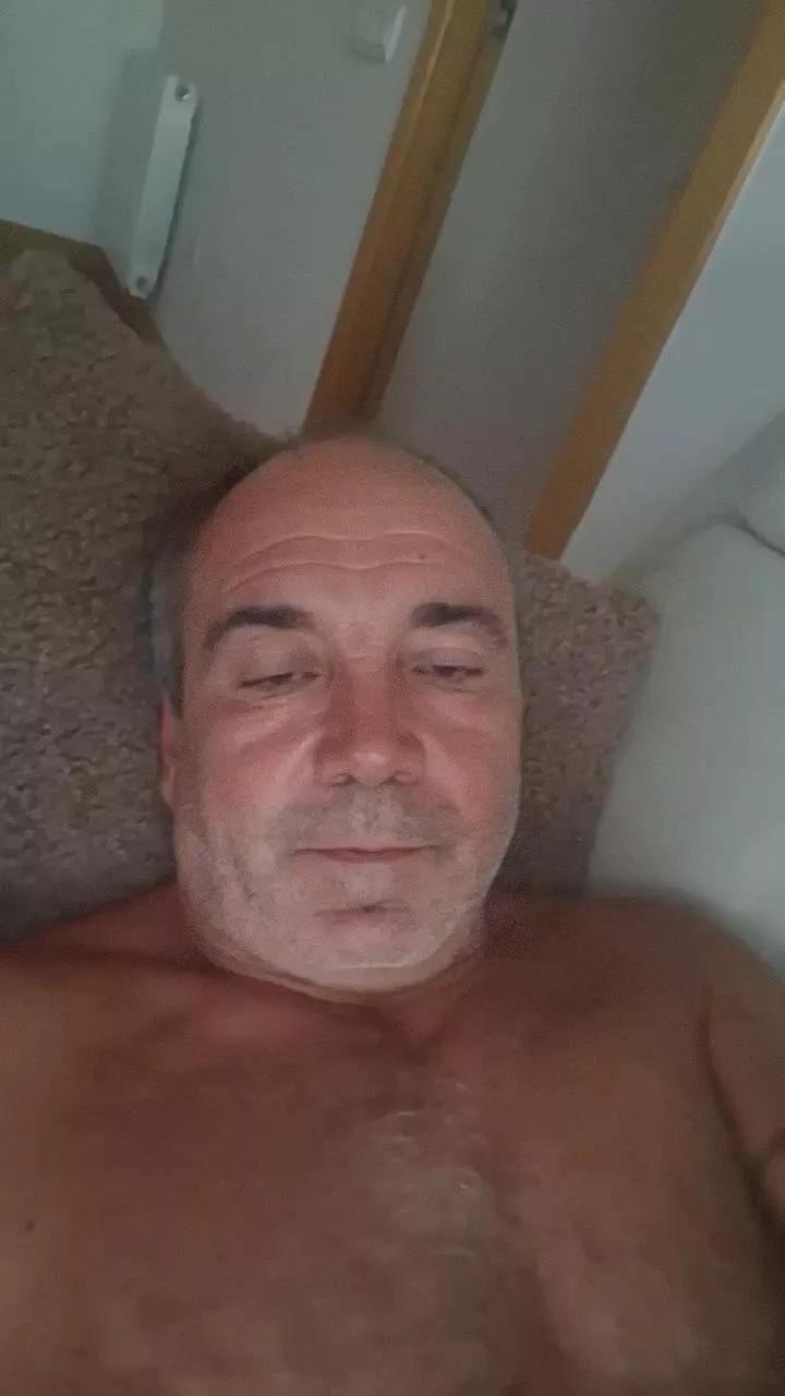 Bunner72 on Cam4 