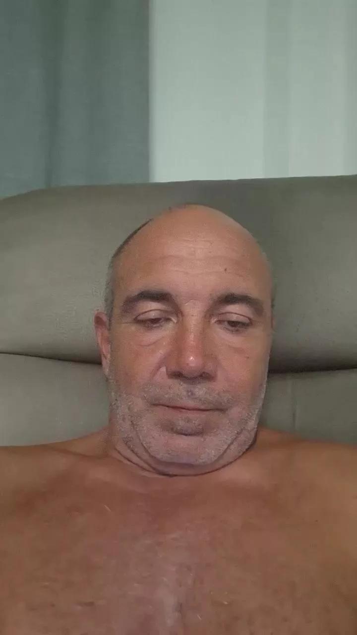 Bunner72 on Cam4 