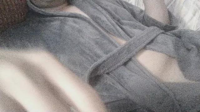 BunnyLuxo on Cam4 
