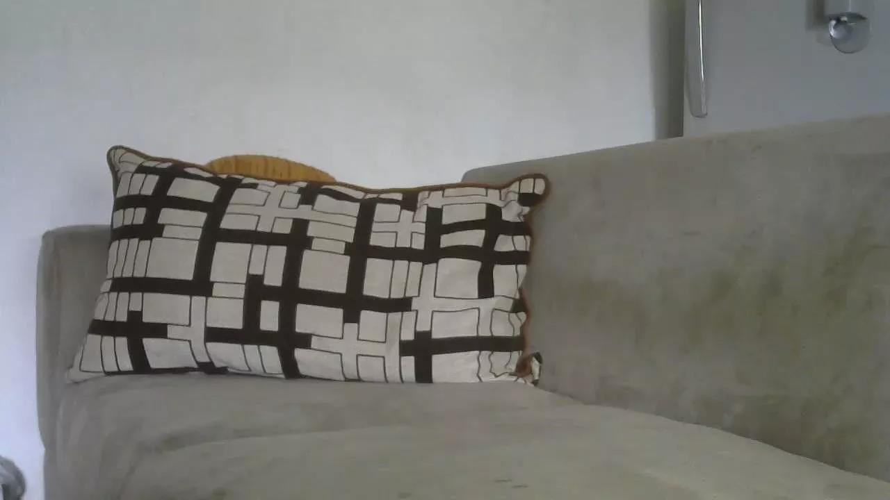 Busty_boy01 on Cam4 