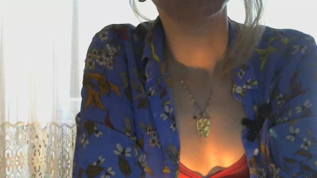 Calliope_ on Cam4 
