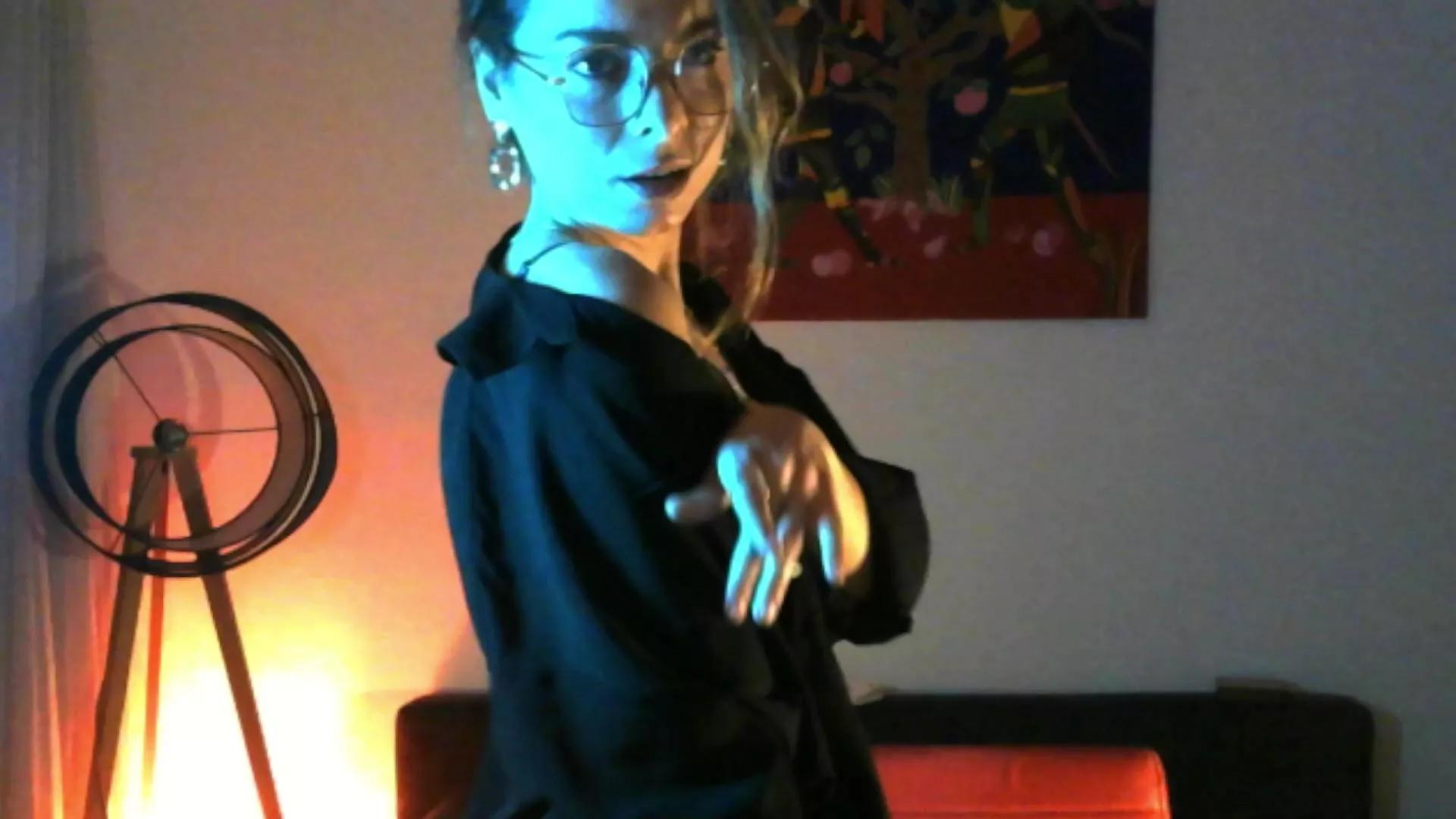 Calliope_ on Cam4 