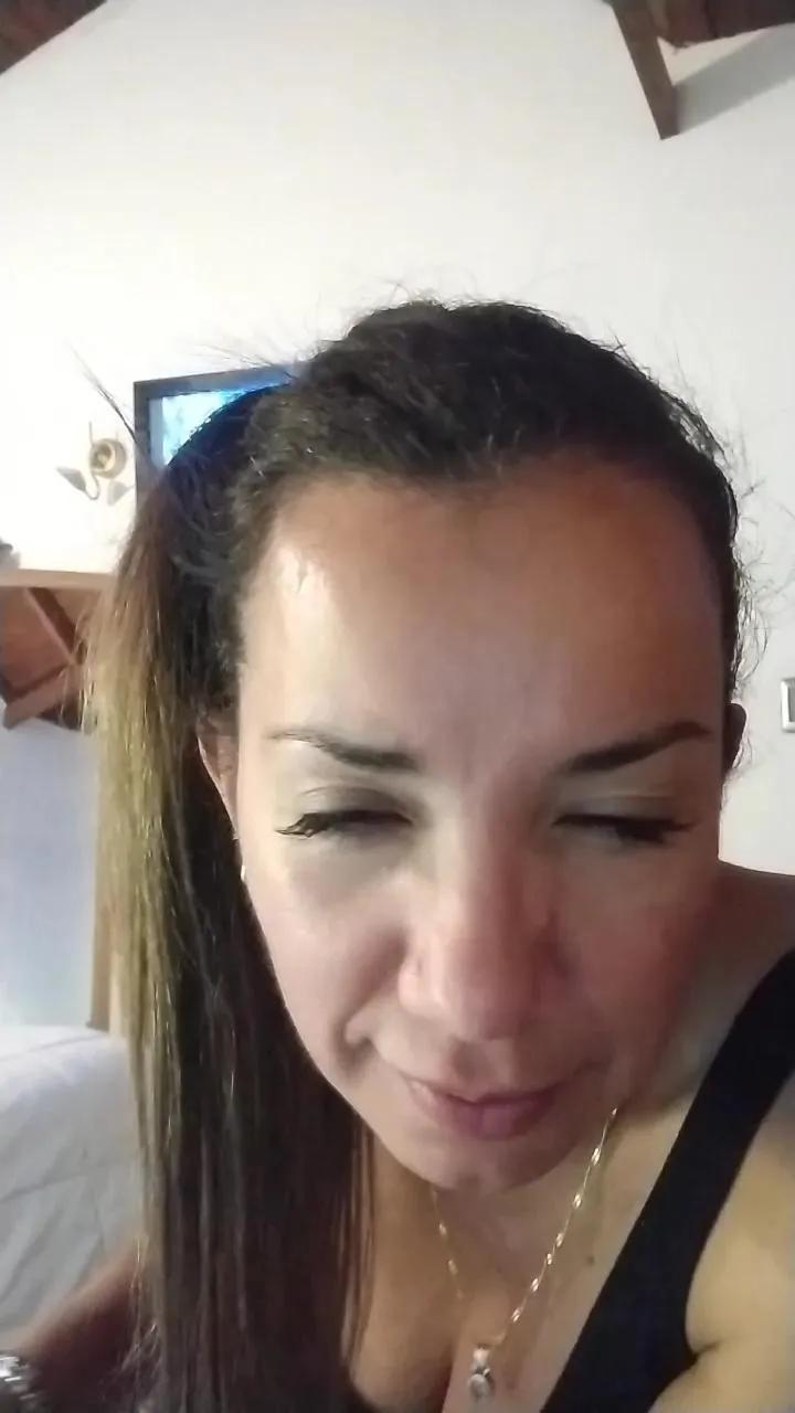 Offline cami_sugar1 on Cam4