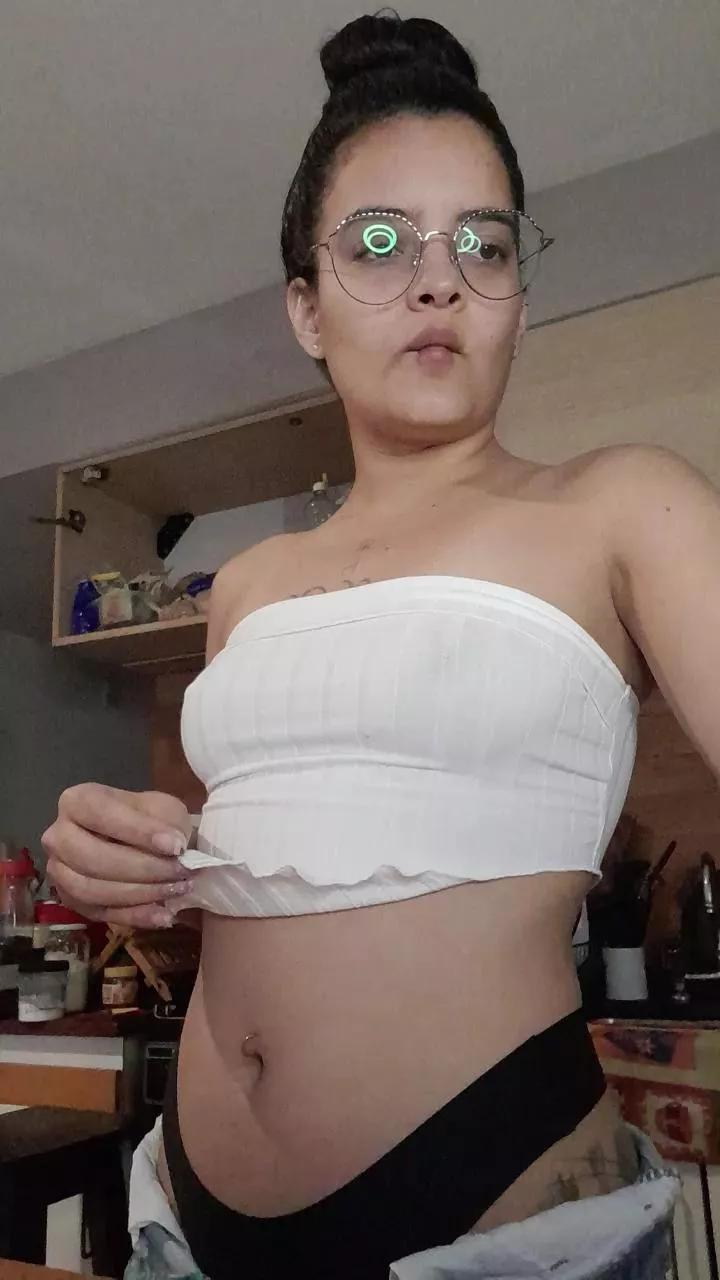 Camila2020_ on Cam4 
