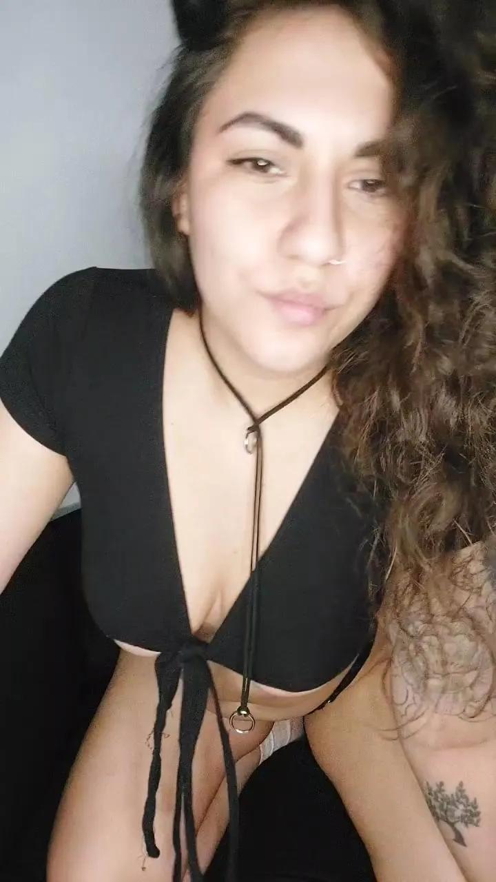 Cande41xxx on Cam4