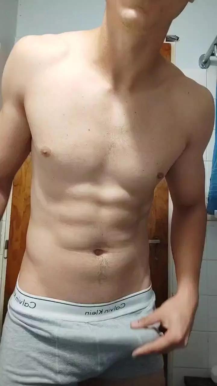 Cannabunker1 on Cam4 
