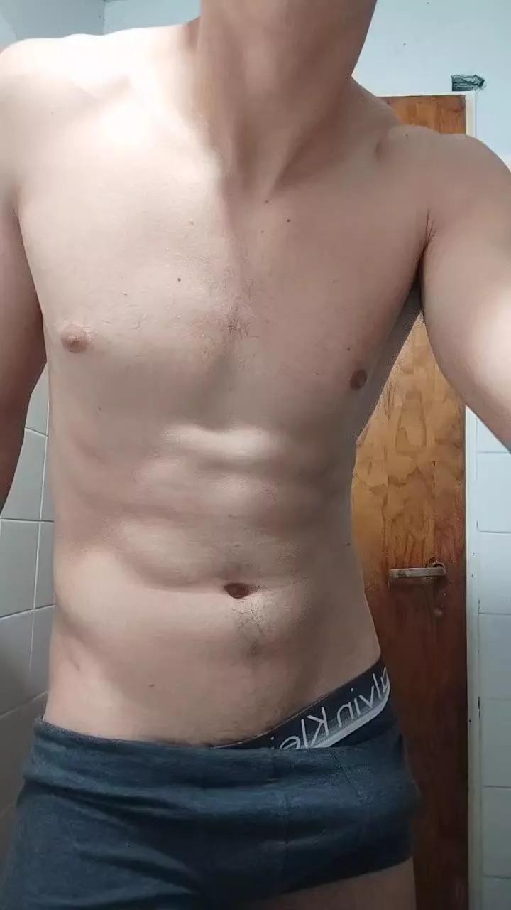 Cannabunker1 on Cam4 