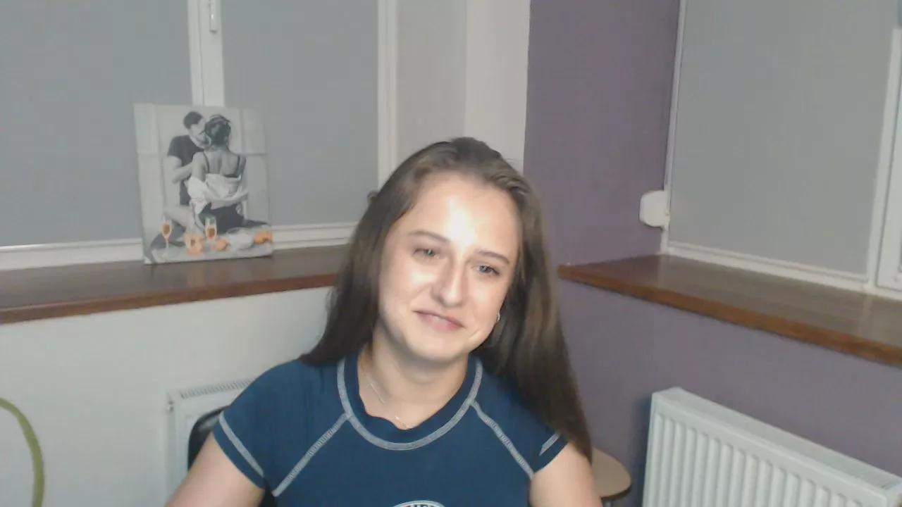 Caramel_bunny on Cam4 
