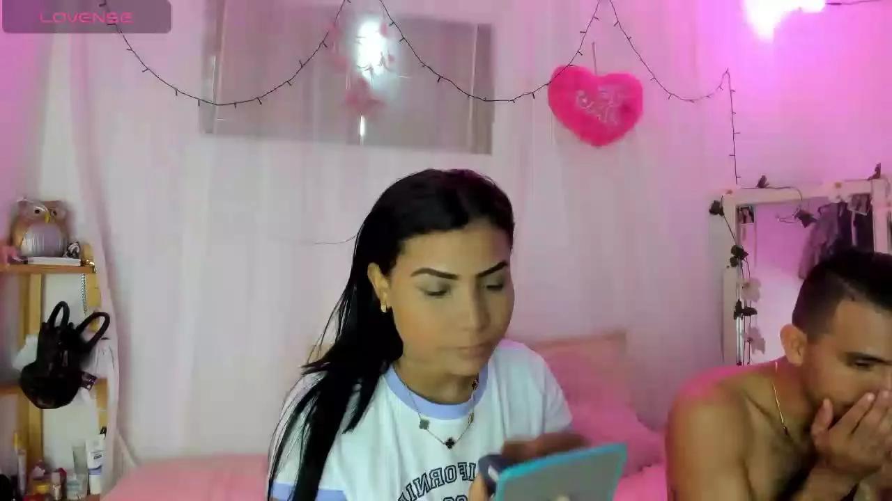 catalina_roger on Cam4 