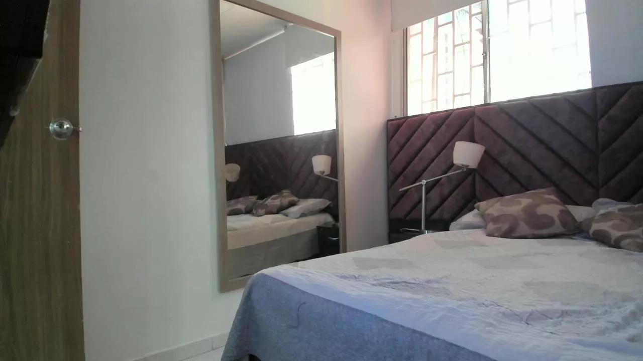 Catalinaa24 on Cam4 