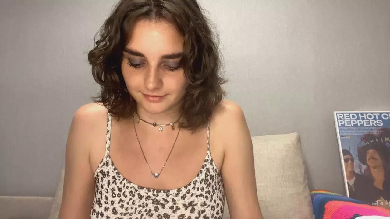 CatherynDwinell on Cam4 