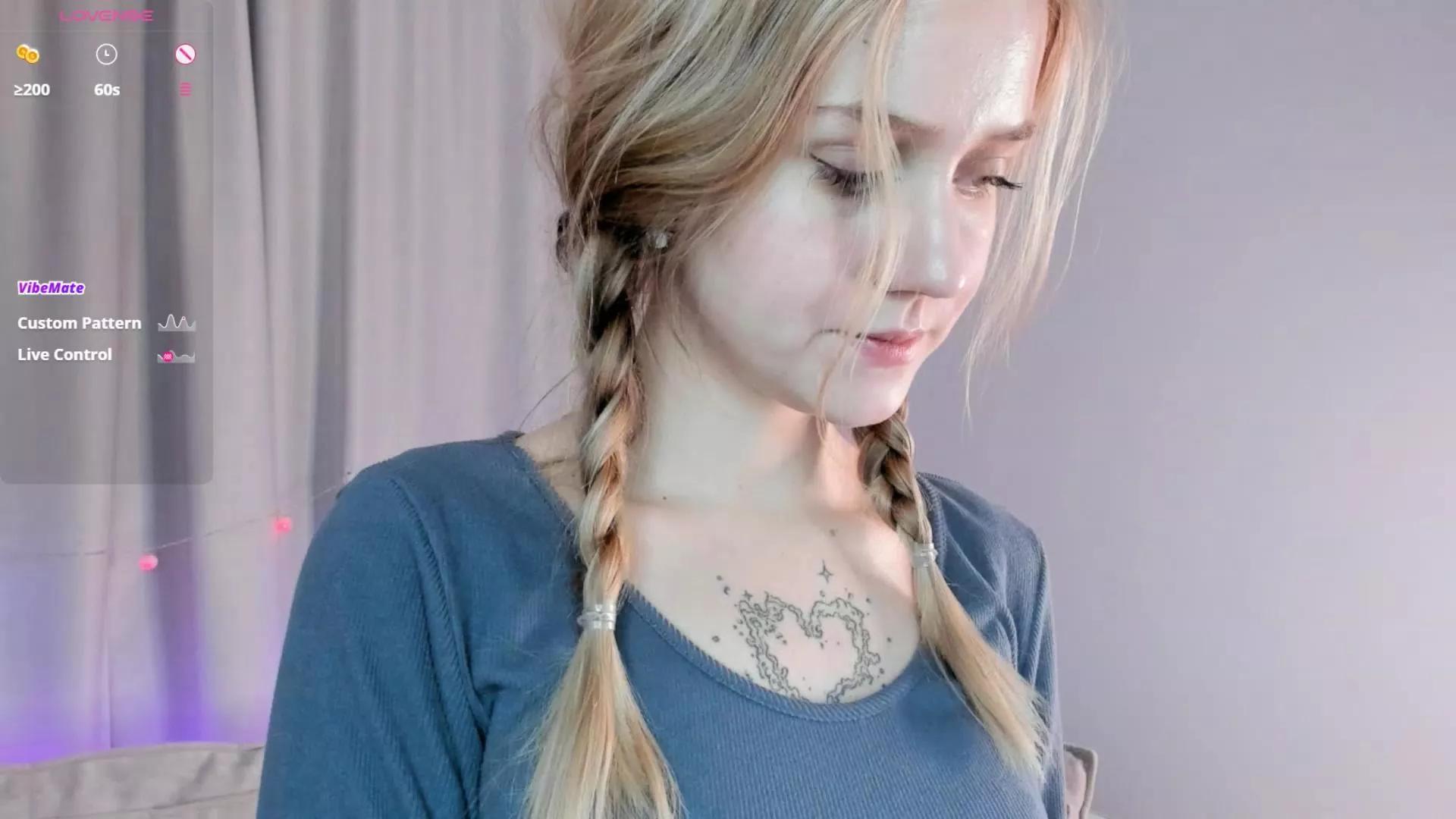 CatherynGrass on Cam4 