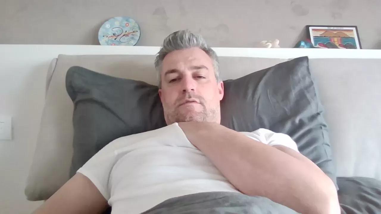 cavaliere1987 on Cam4 