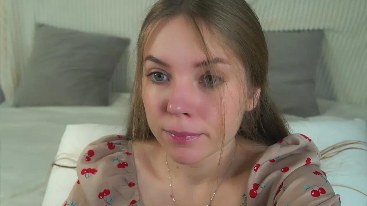 Offline CharlieParfitt on Cam4