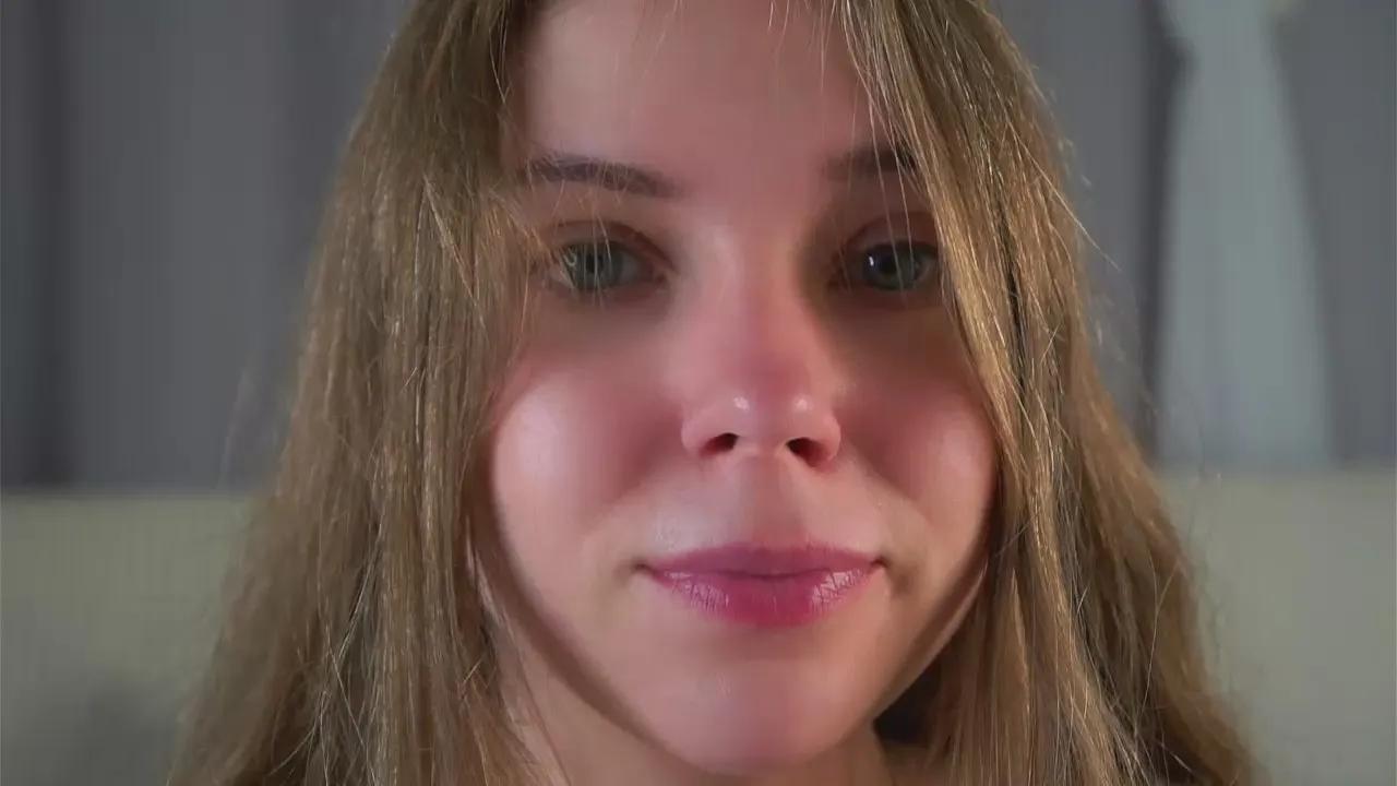 Offline CharlieParfitt on Cam4