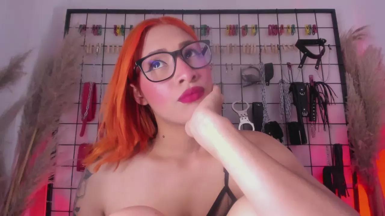 charrlotte_quin on Cam4 