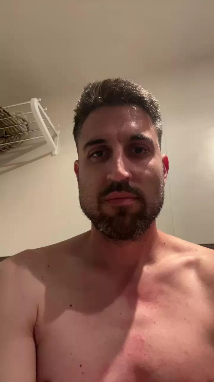 Chicodulce34 on Cam4 