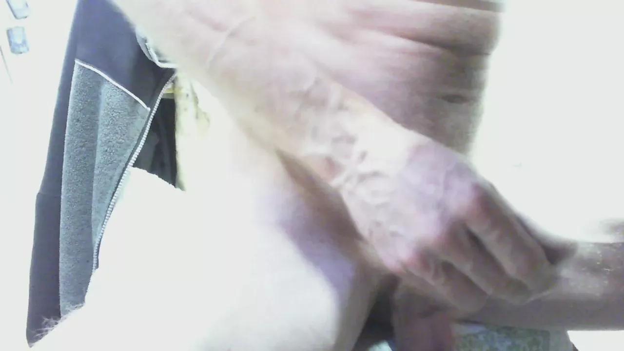 Offline Chubbbylover79 on Cam4