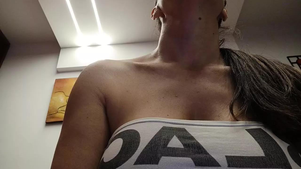 cjpq2525 on Cam4 