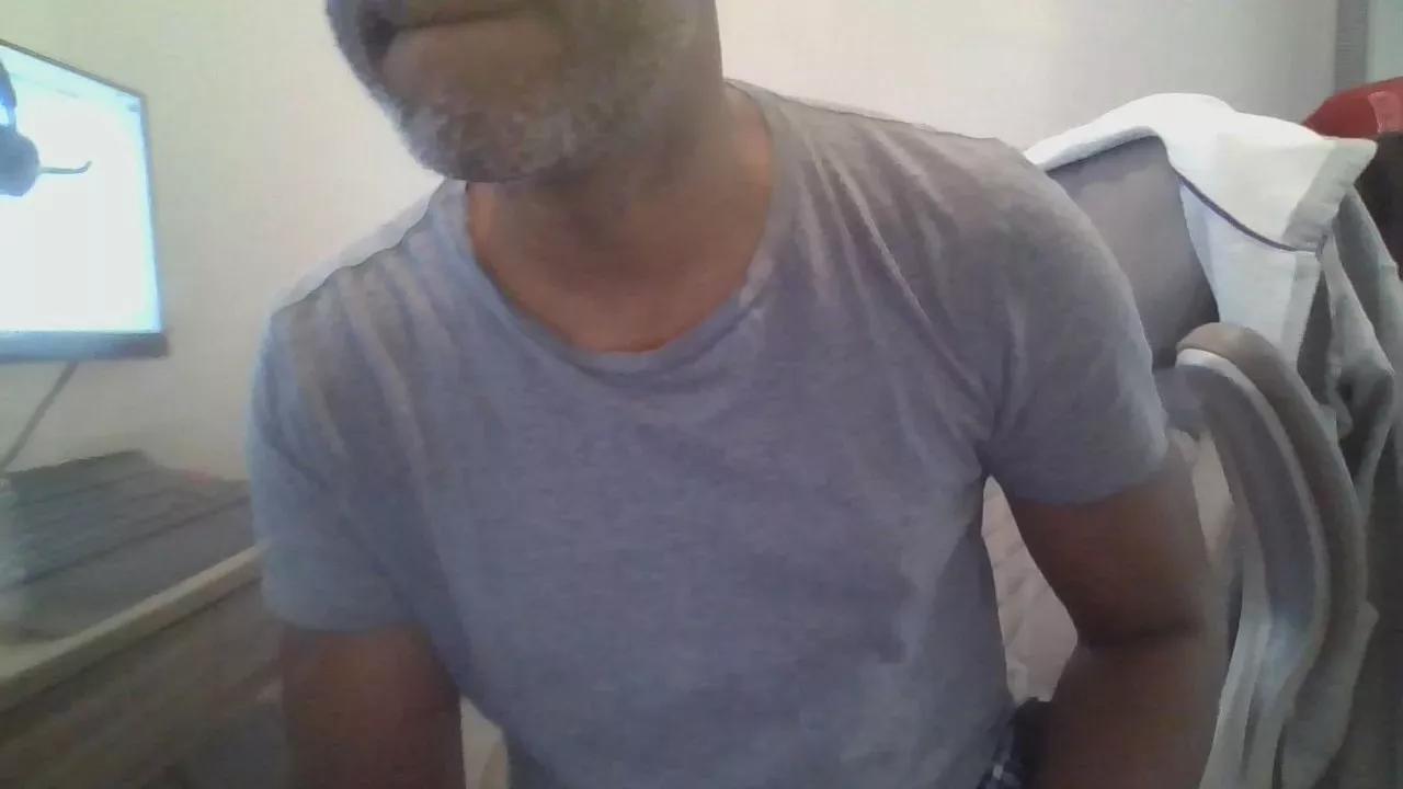 CopperTone79 on Cam4 