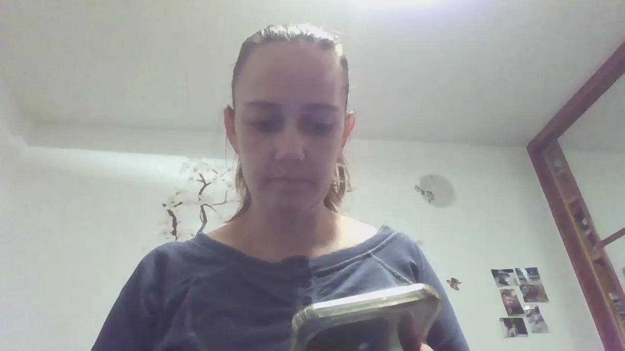 Cam4 Cristinitapija is Freechat Cristinitapija — Freechat on Cam4