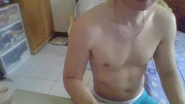 cutenewmemory22 on Cam4 