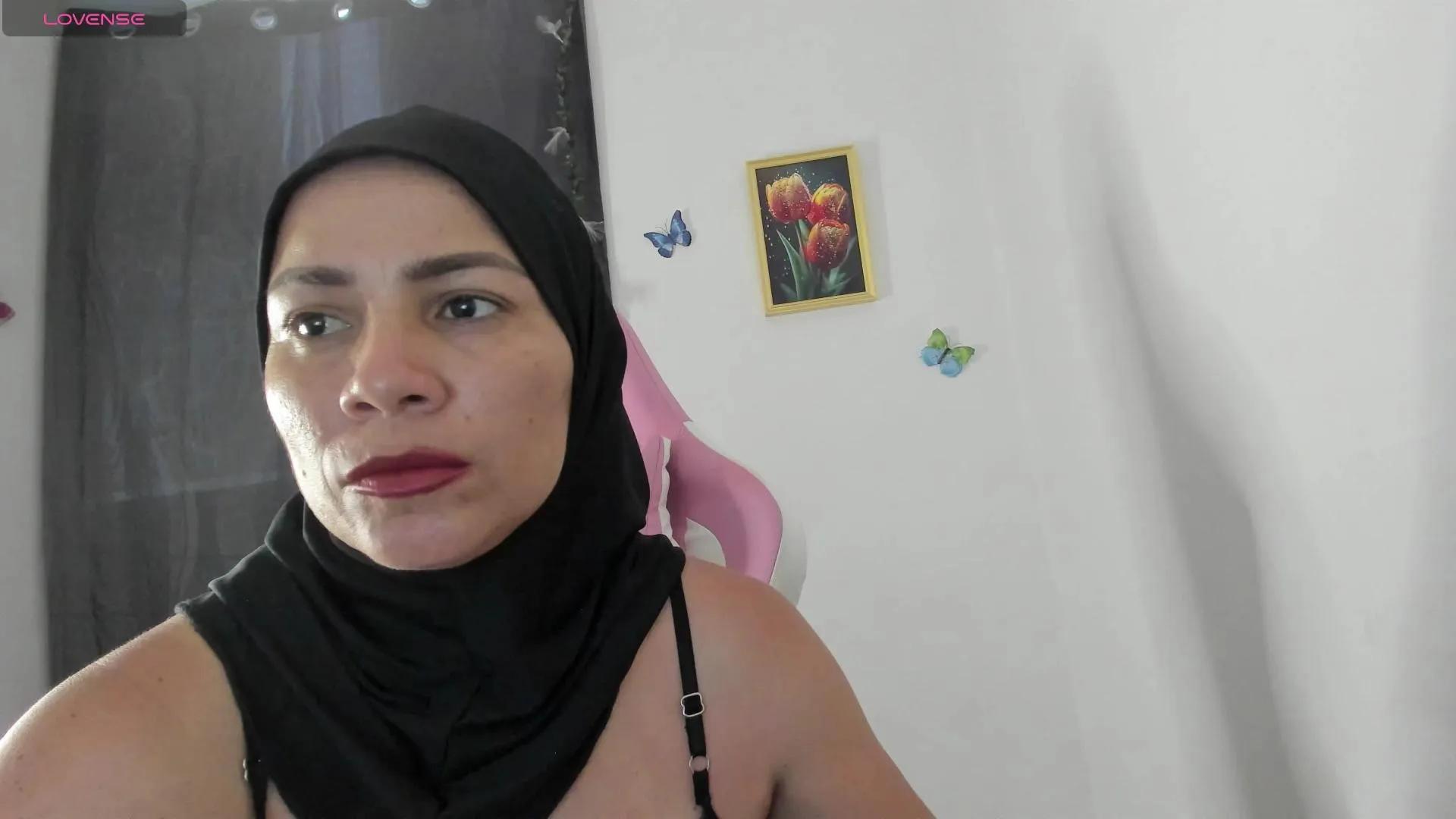 Offline dalila_kemur on Cam4