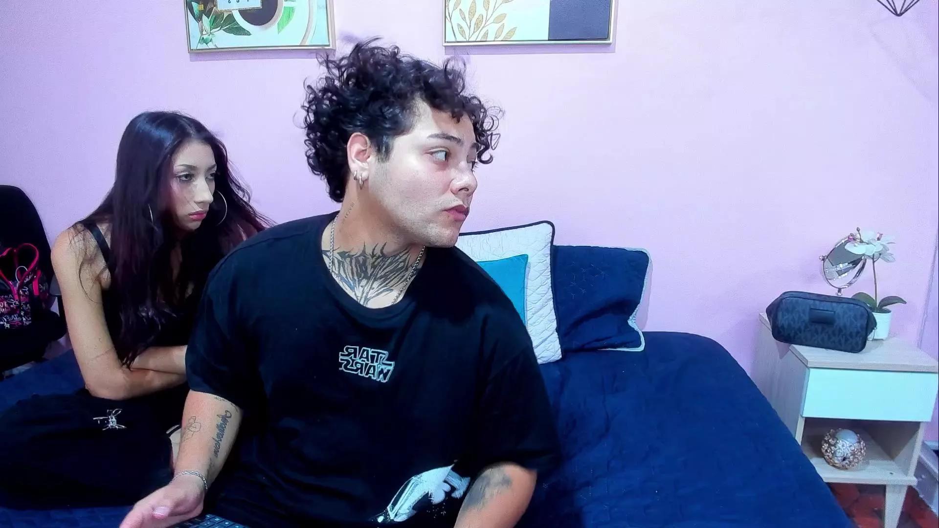 damsselanddamon on Cam4 