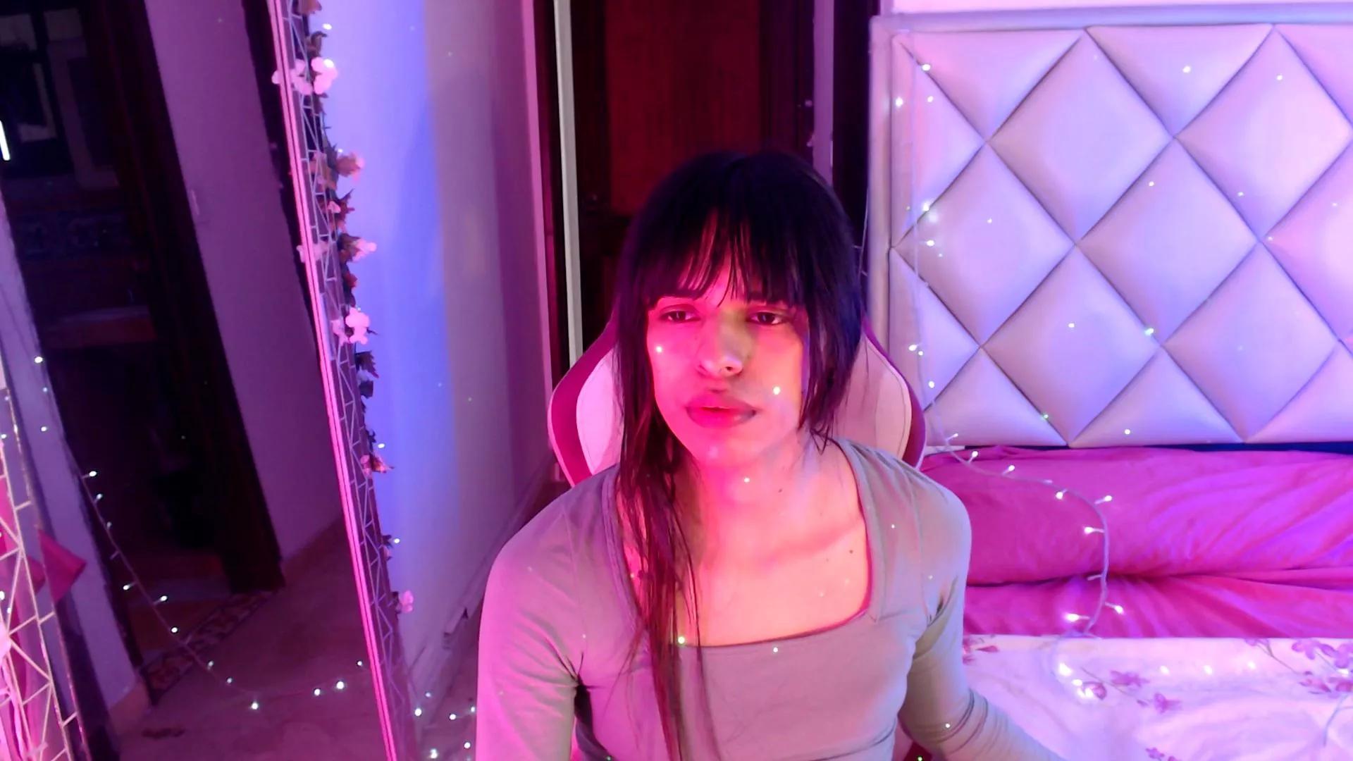 DannaDoll69 on Cam4 