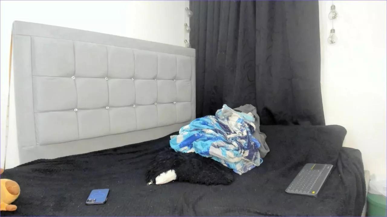 dantx_hub on Cam4 