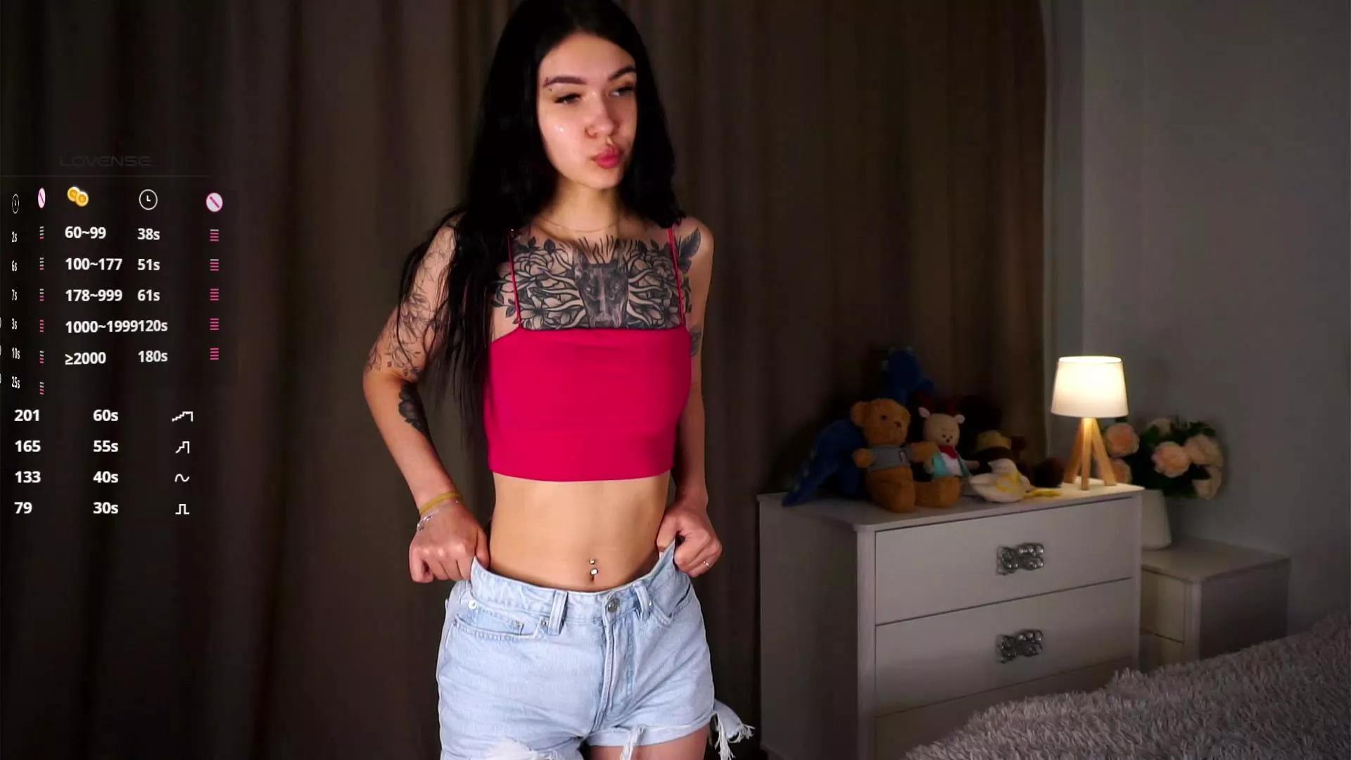 DarleneCreedon on Cam4 