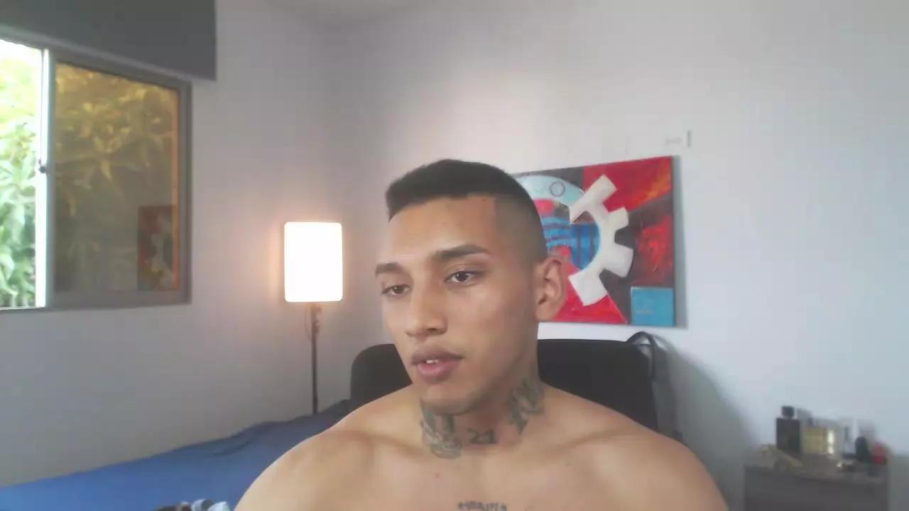 David_Adams2003 on Cam4 