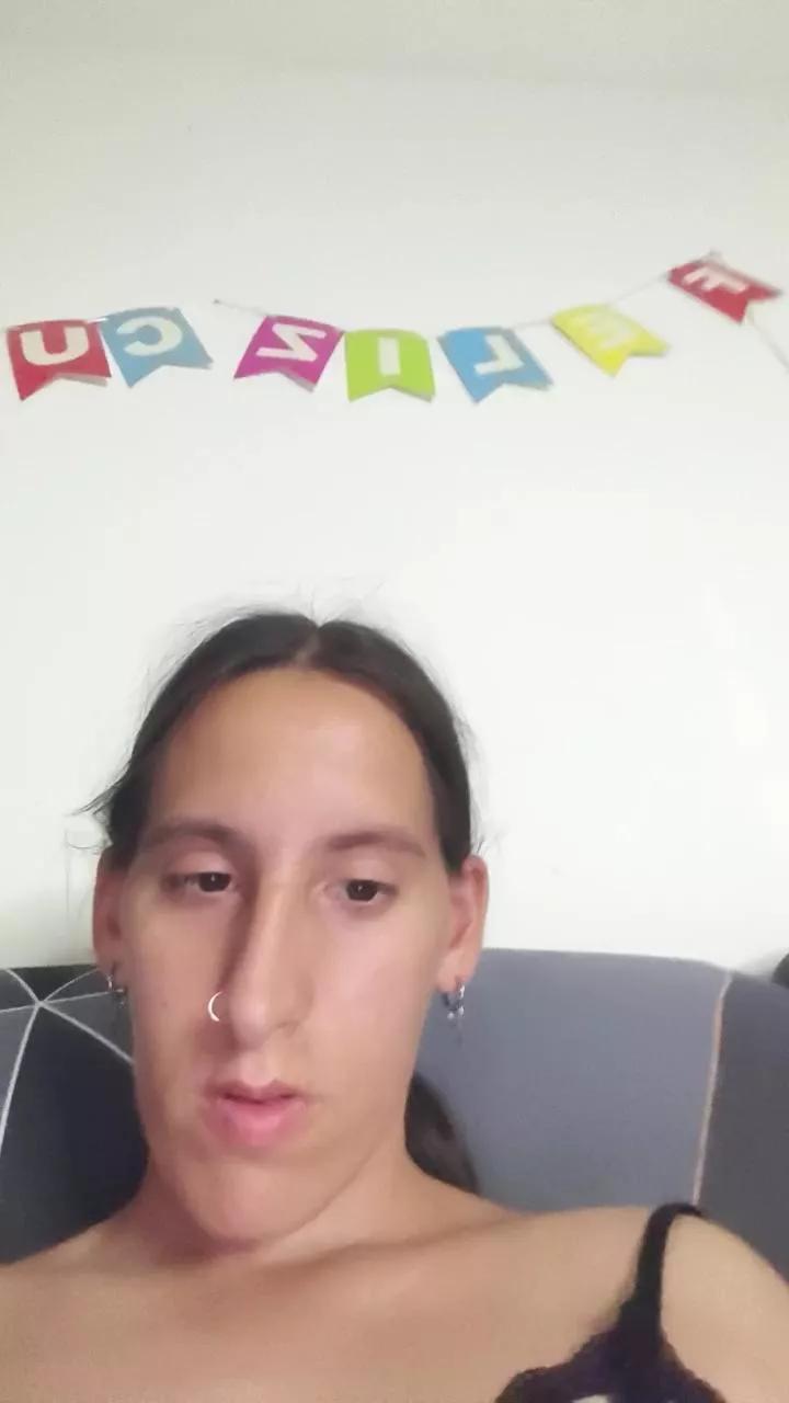 Diablasexy25 on Cam4 
