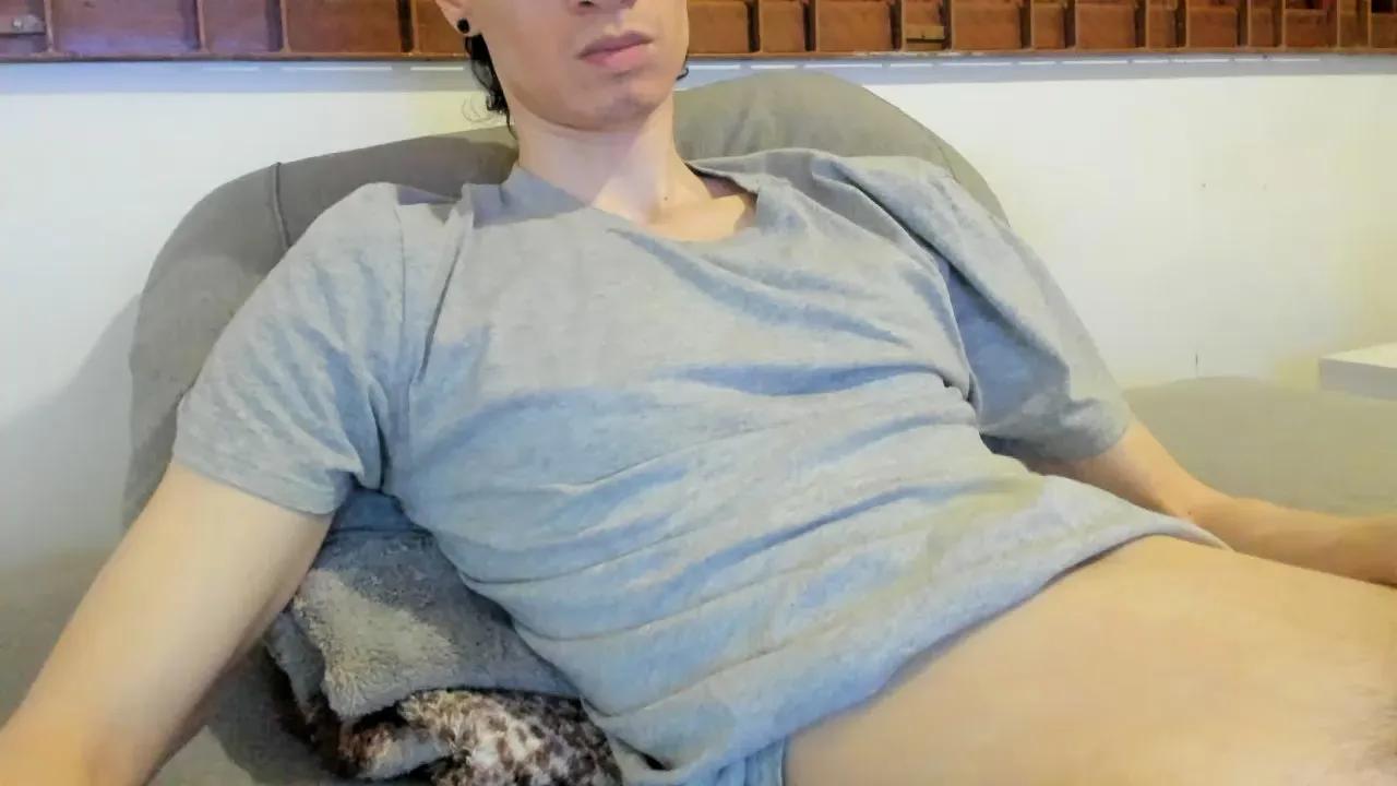 Offline digbreed on Cam4