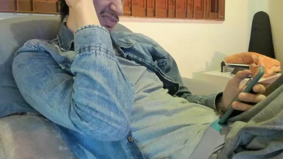 Offline digbreed on Cam4