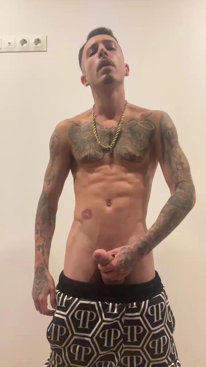 Offline Dolarboy on Cam4