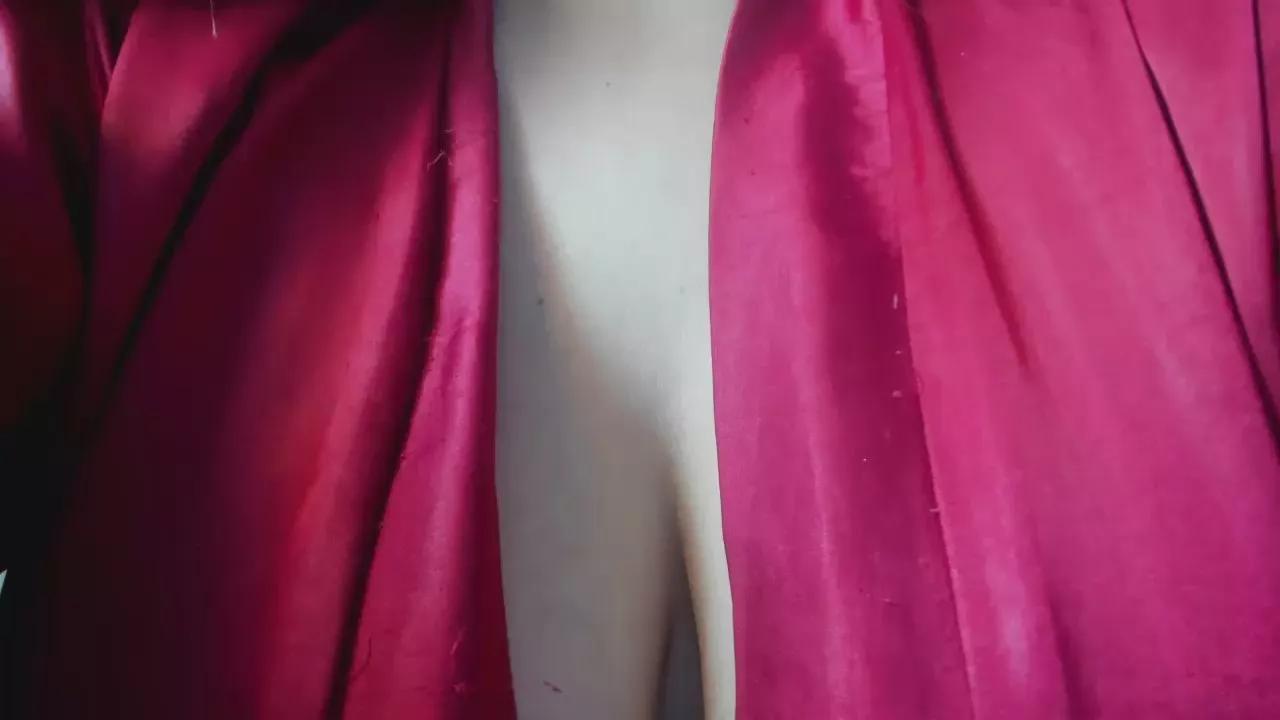 dolly_zoe on Cam4 