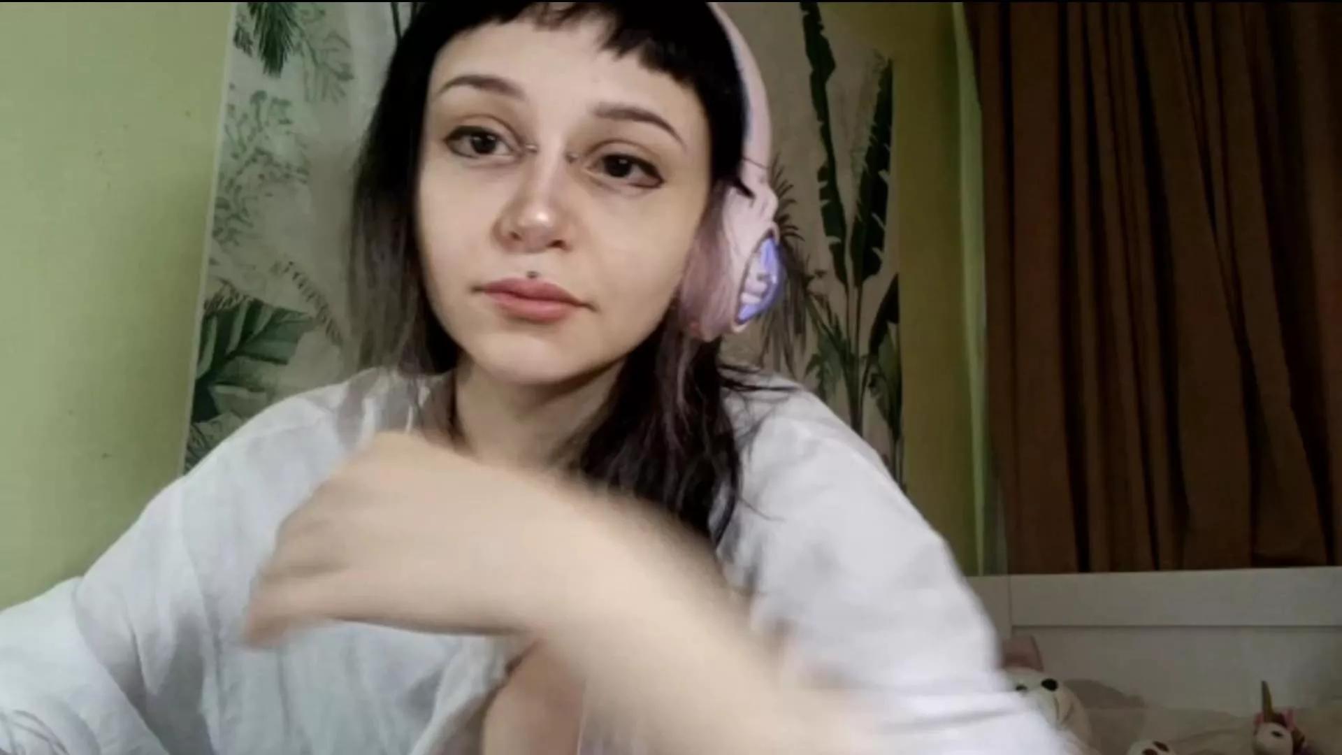 DollyHailey on Cam4 