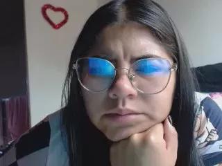 Offline Dulce_cloee on Cam4